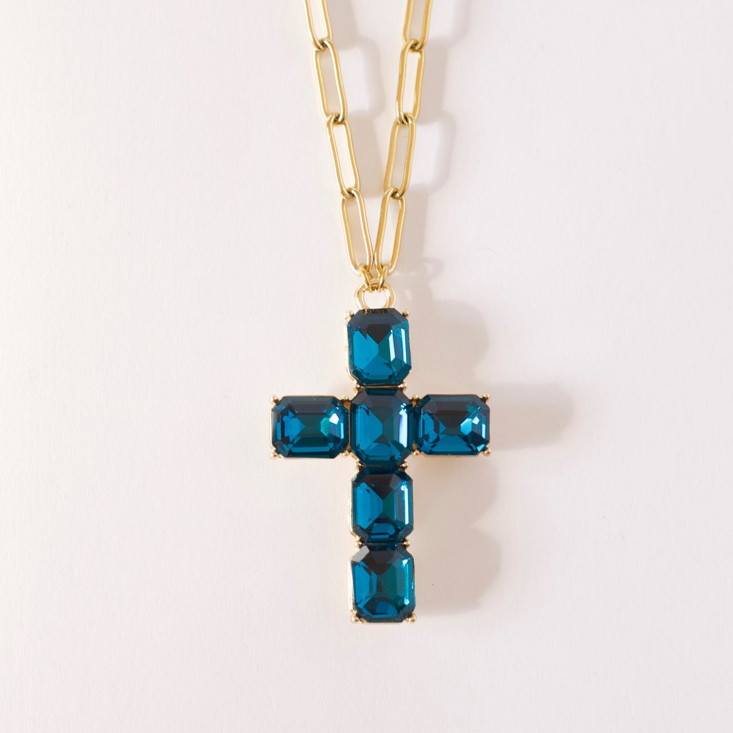 Delicate Croce