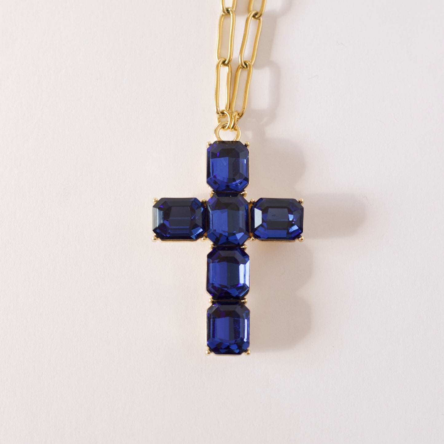 Delicate Croce
