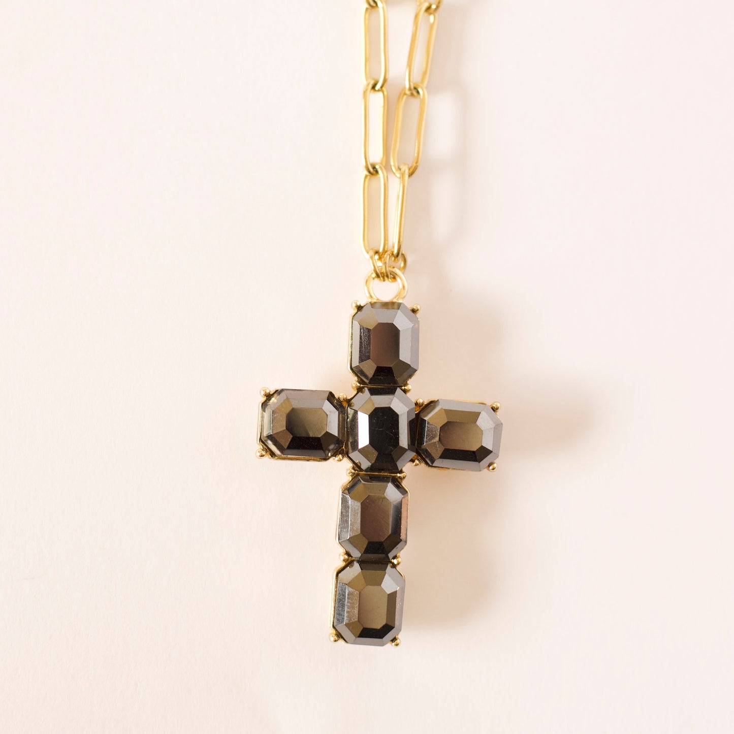 Delicate Croce