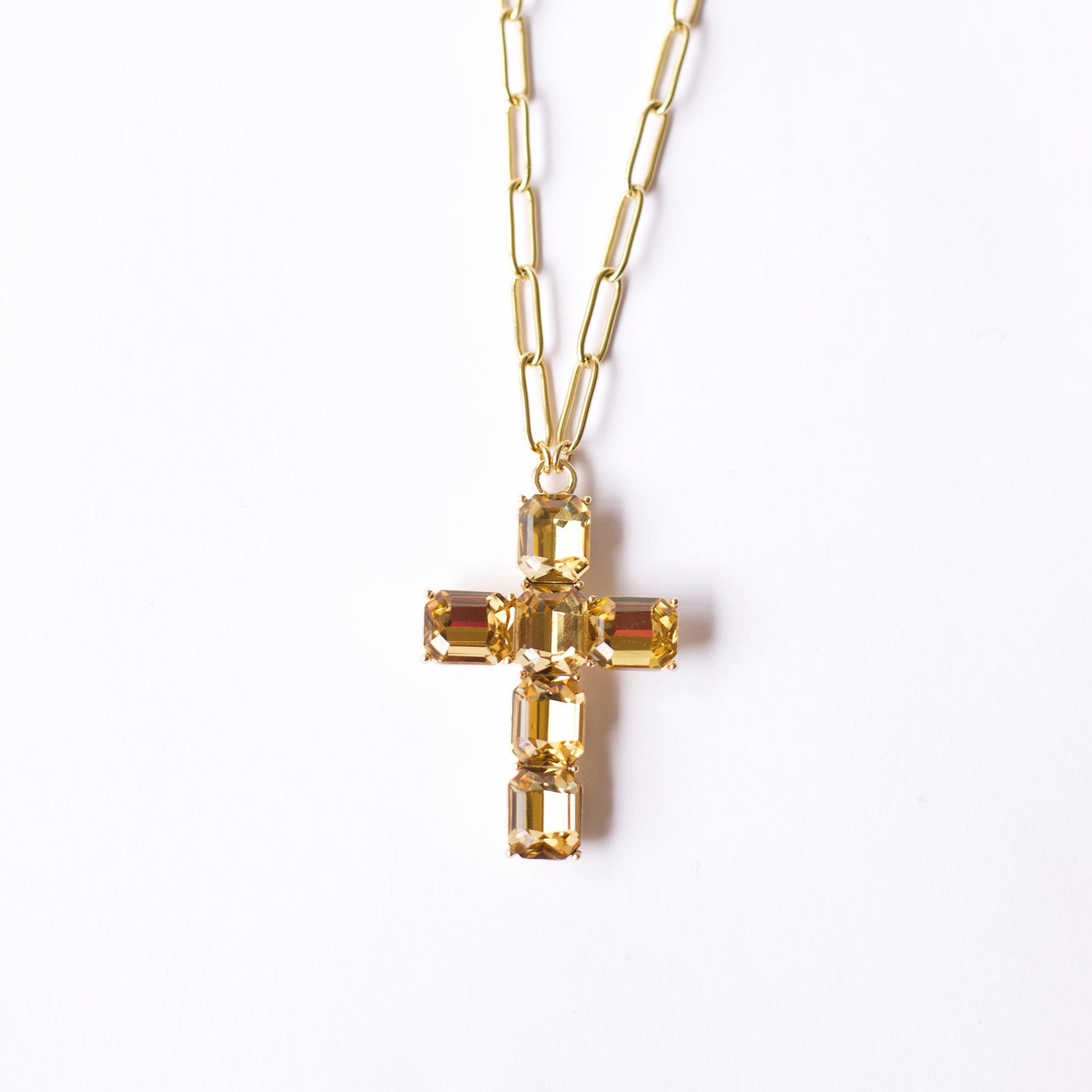 Delicate Croce