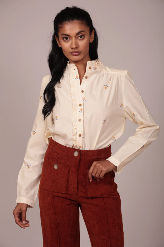 Camisa Flor Bordada Vainilla
